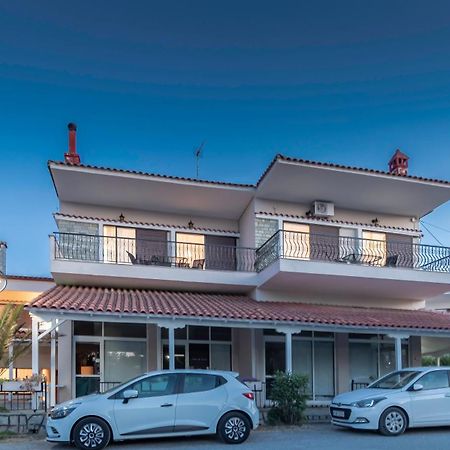Properstay 101 - Casa Leonardo Chalkidiki Polychrono Ngoại thất bức ảnh