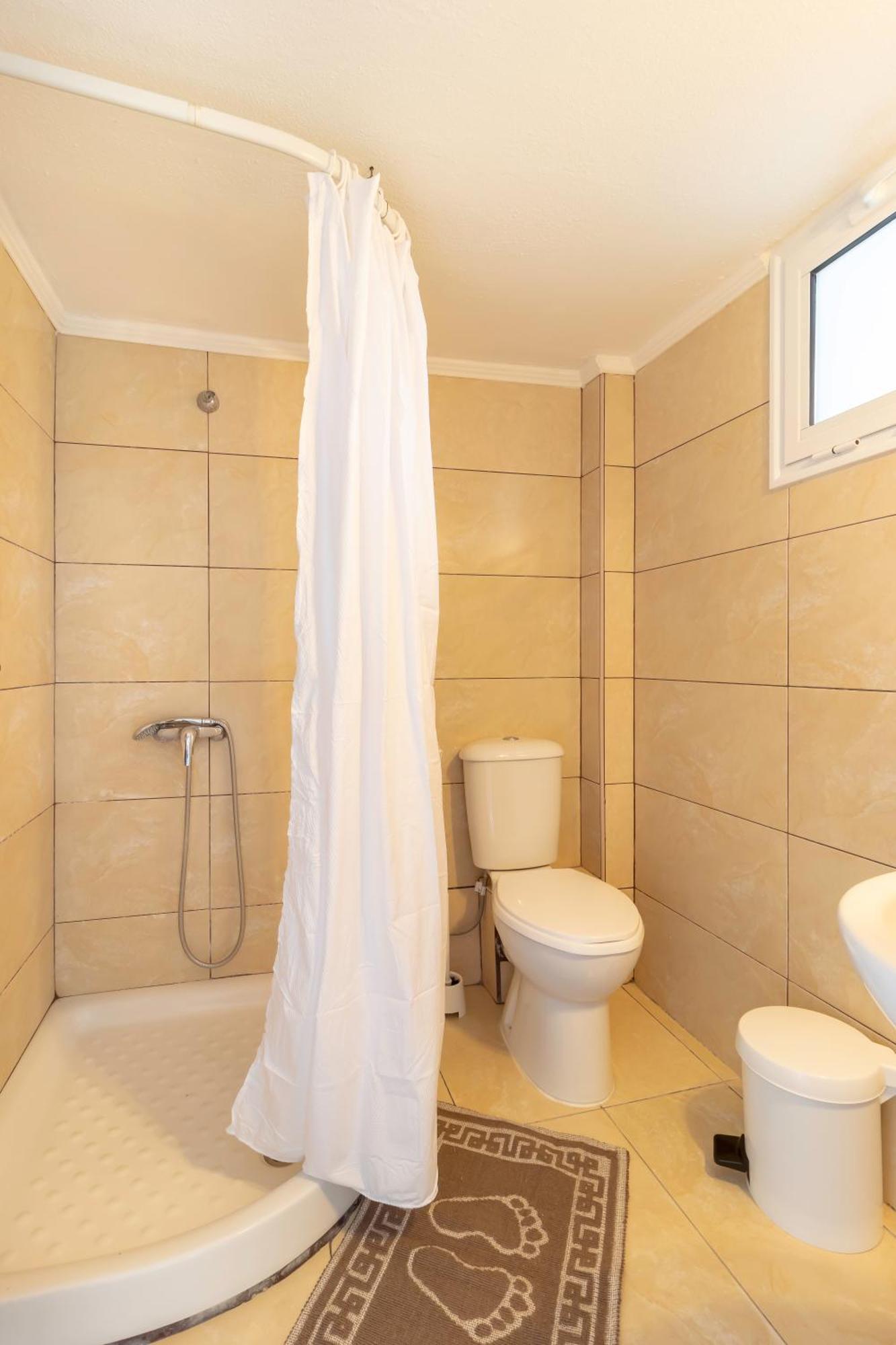Properstay 101 - Casa Leonardo Chalkidiki Polychrono Ngoại thất bức ảnh